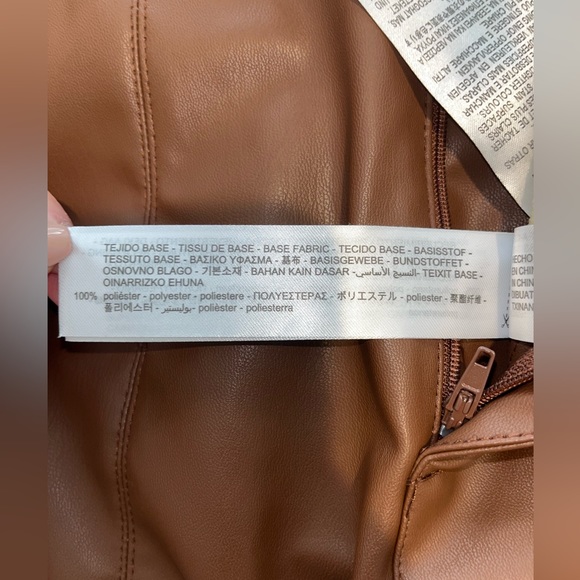 NWOT Zara Faux Leather Pants with Slit - Picture 7 of 8
